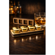 Охлаждающие кубики для виски Gold, 4 шт в деревянном кейсе Охлаждающие кубики для виски Gold, 4 шт в деревянном кейсе